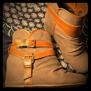 Aldo wedge ankle boot.